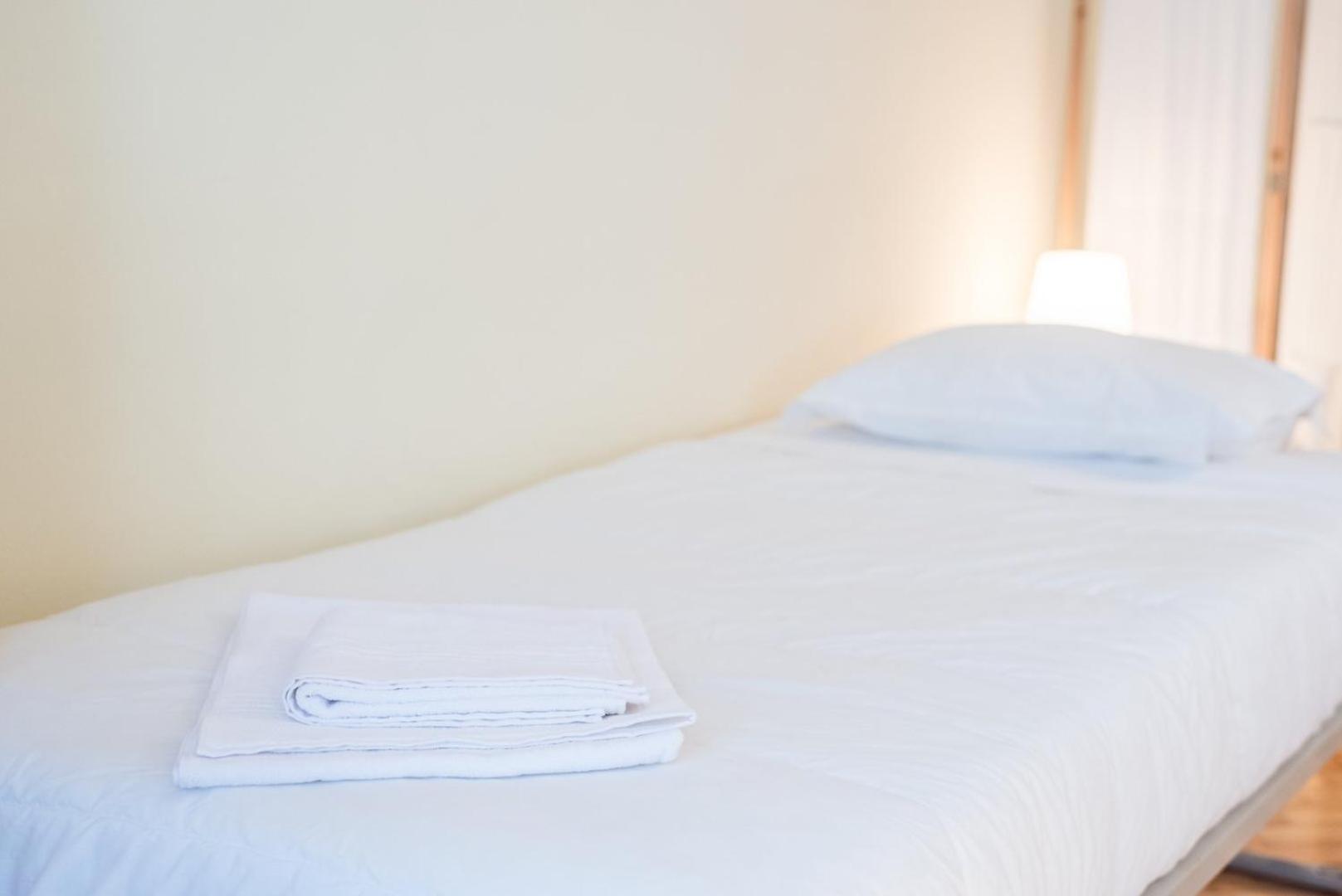 Guestready - Minimalistic Studio Downtown Porto Bagian luar foto