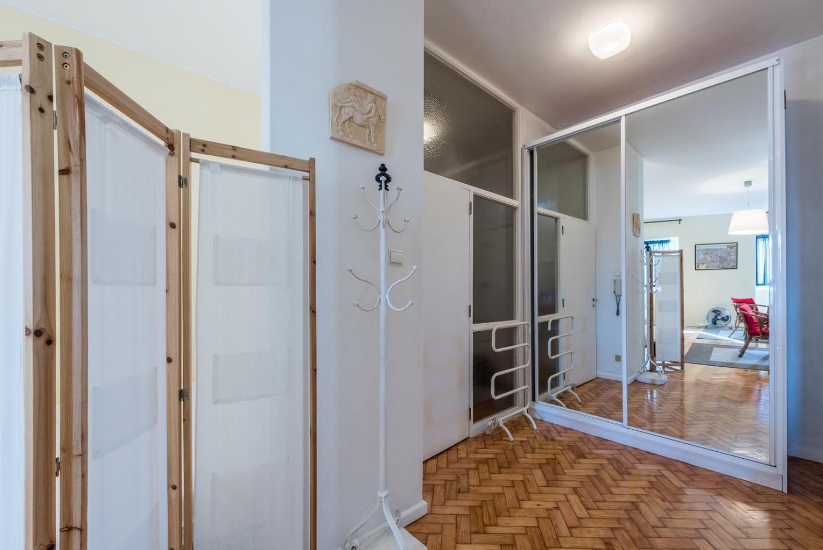 Guestready - Minimalistic Studio Downtown Porto Bagian luar foto