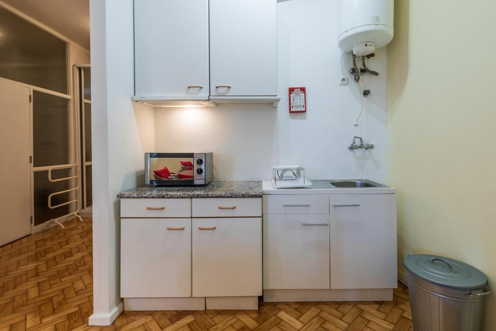 Guestready - Minimalistic Studio Downtown Porto Bagian luar foto