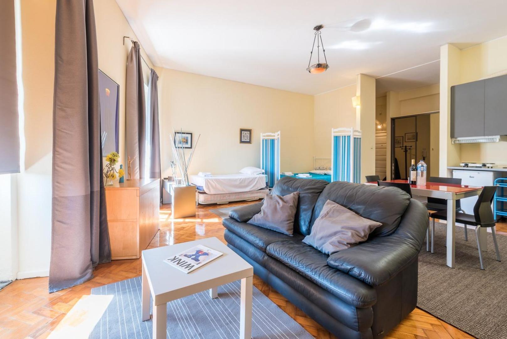 Guestready - Minimalistic Studio Downtown Porto Bagian luar foto